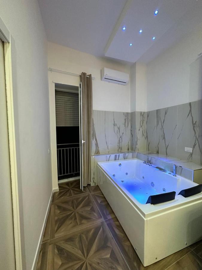 San Ferdinando Suite Room Nápoly Kültér fotó