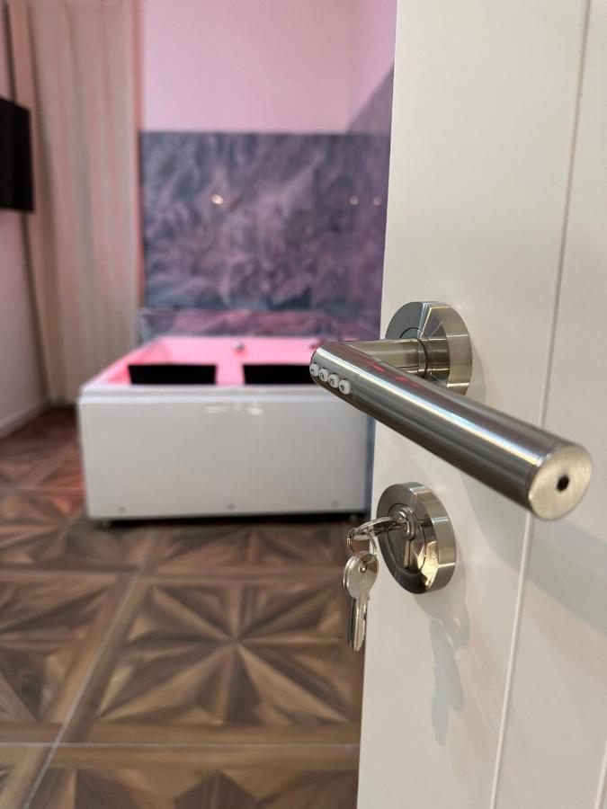 San Ferdinando Suite Room Nápoly Kültér fotó
